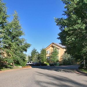 Swan Mountain Resort